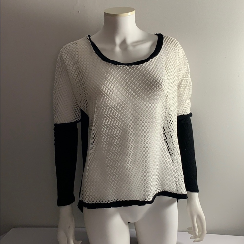 Oversized Mesh Top Point Zero Medium